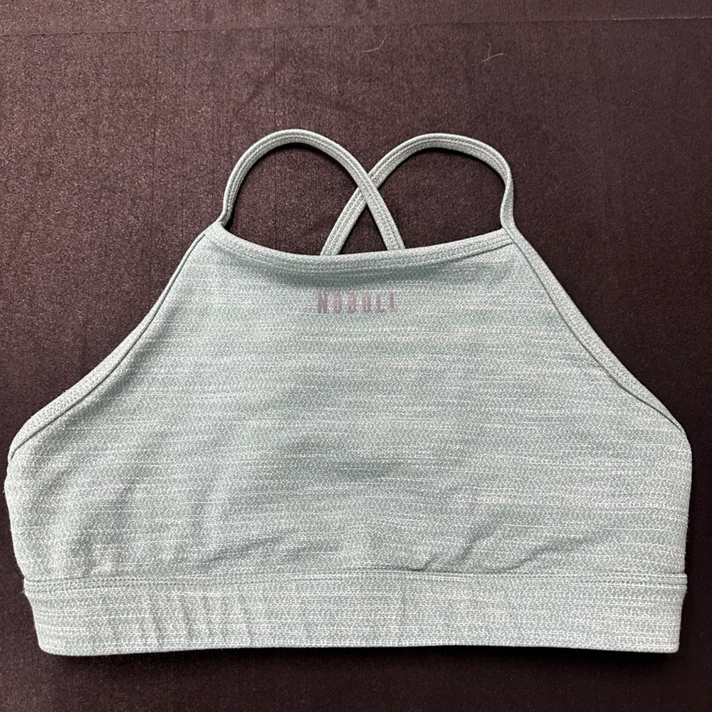 Nobull sport bra size L